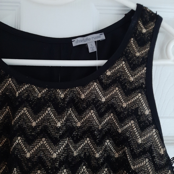 Charlotte Russe NWT Sleeveless Tassled Vest - Picture 3 of 9